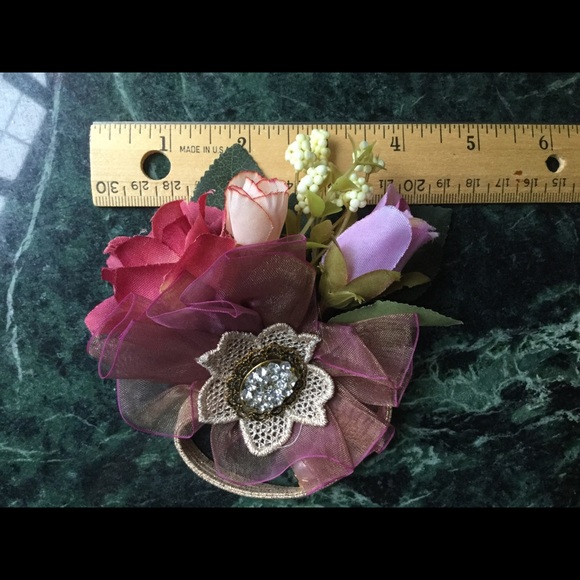 Prom or Wedding Floral Cluster Corsage - Picture 5 of 7